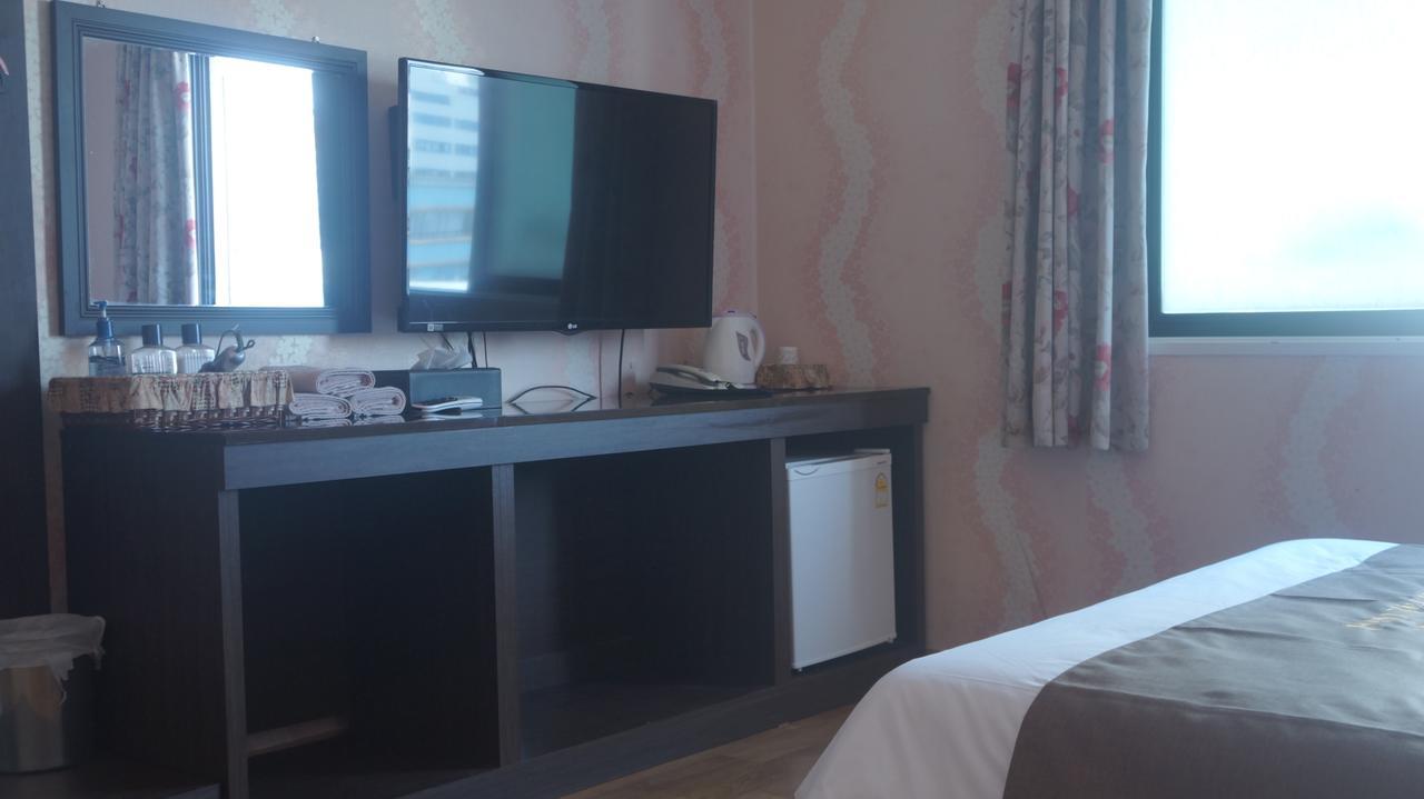 Hill Park Hotel Чечжу Екстер'єр фото